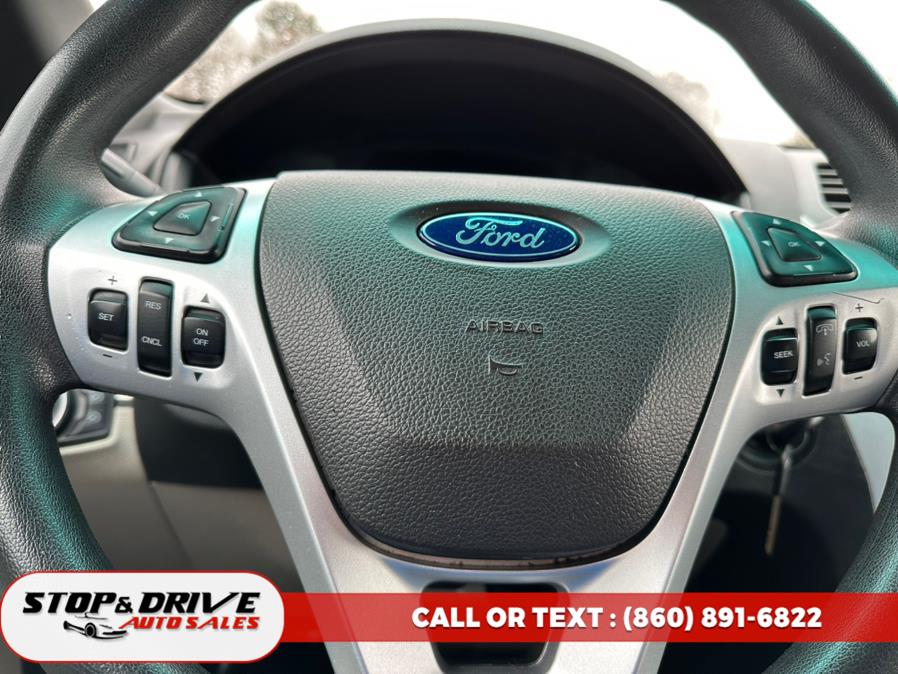2013 Ford Explorer 4WD 4dr Base, available for sale in East Windsor, Connecticut | Stop & Drive Auto Sales. East Windsor, Connecticut 2013 Ford Explorer 4WD 4dr Base, available for sale in East Windsor, Connecticut | Stop & Drive Auto Sales. East Windsor, Connecticut