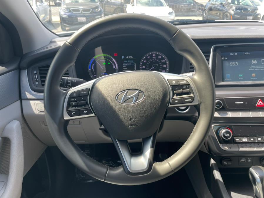 2019 Hyundai Sonata Plug-In Hybrid Sedan, available for sale in Daly City, California | Green Light Auto Wholesale. Daly City, California 2019 Hyundai Sonata Plug-In Hybrid Sedan, available for sale in Daly City, California | Green Light Auto Wholesale. Daly City, California