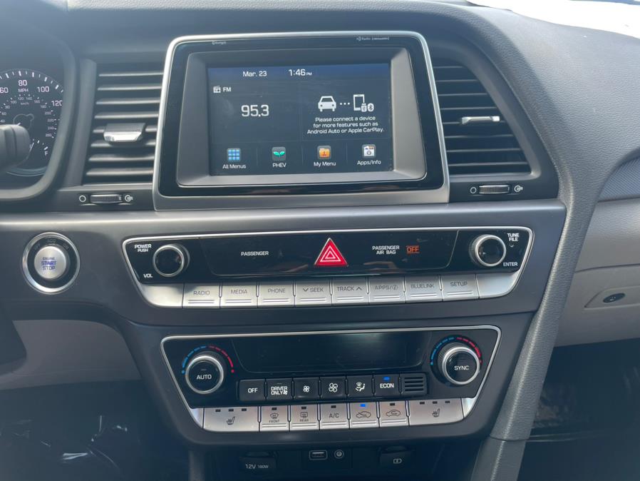 2019 Hyundai Sonata Plug-In Hybrid Sedan, available for sale in Daly City, California | Green Light Auto Wholesale. Daly City, California 2019 Hyundai Sonata Plug-In Hybrid Sedan, available for sale in Daly City, California | Green Light Auto Wholesale. Daly City, California