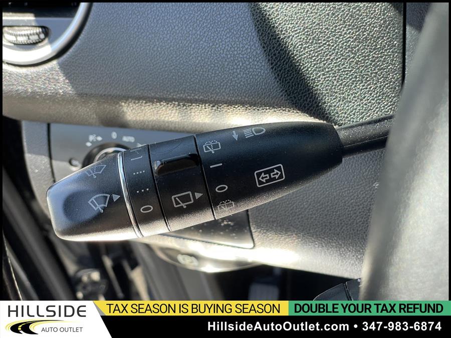2011 Mercedes-benz M-class ML 350, available for sale in Jamaica, New York | Hillside Auto Outlet. Jamaica, New York 2011 Mercedes-benz M-class ML 350, available for sale in Jamaica, New York | Hillside Auto Outlet. Jamaica, New York