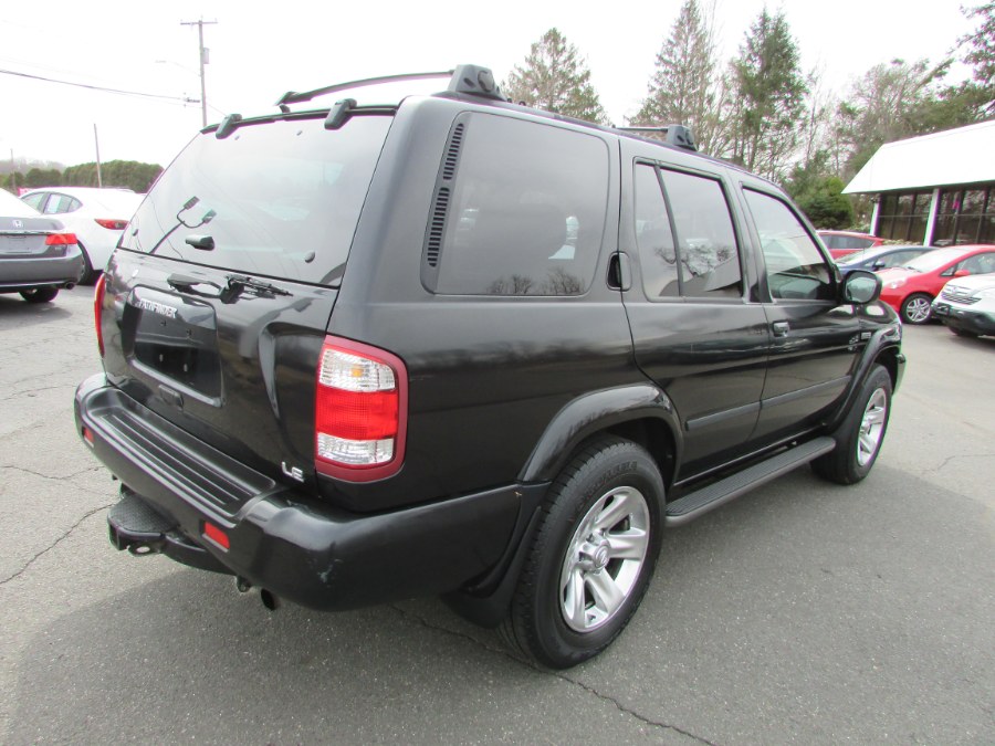 2004 Nissan Pathfinder LE Platinum 4WD, available for sale in East Windsor, Connecticut | United Auto Sales of E Windsor, Inc. East Windsor, Connecticut 2004 Nissan Pathfinder LE Platinum 4WD, available for sale in East Windsor, Connecticut | United Auto Sales of E Windsor, Inc. East Windsor, Connecticut