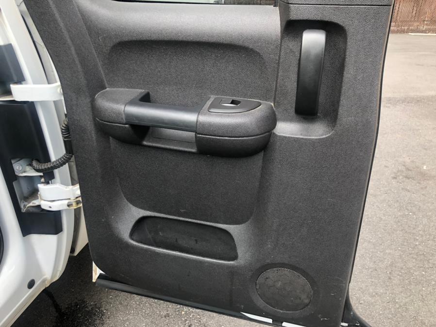 2012 GMC Sierra 1500 4WD Ext Cab 143.5" SLE, available for sale in Irvington, New Jersey | Elis Motors Corp. Irvington, New Jersey 2012 GMC Sierra 1500 4WD Ext Cab 143.5" SLE, available for sale in Irvington, New Jersey | Elis Motors Corp. Irvington, New Jersey