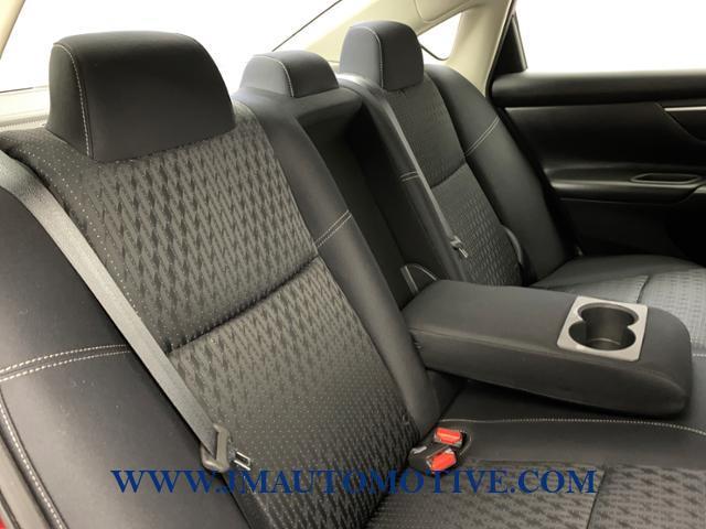 2017 Nissan Altima 2.5 SV Sedan, available for sale in Naugatuck, Connecticut | J&M Automotive Sls&Svc LLC. Naugatuck, Connecticut 2017 Nissan Altima 2.5 SV Sedan, available for sale in Naugatuck, Connecticut | J&M Automotive Sls&Svc LLC. Naugatuck, Connecticut