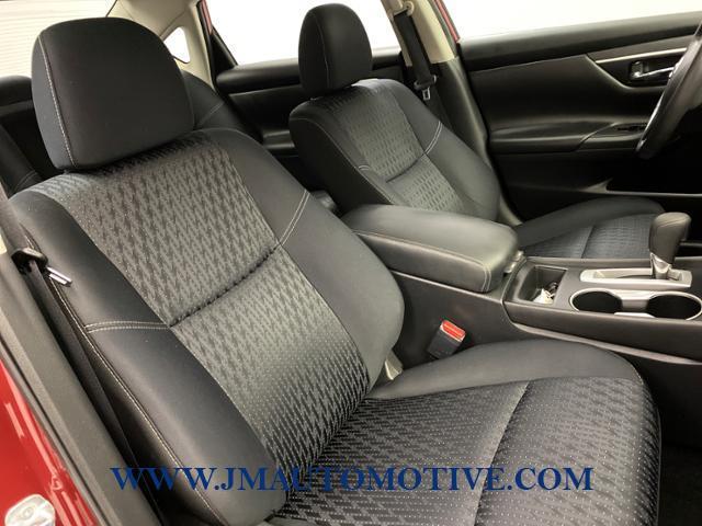 2017 Nissan Altima 2.5 SV Sedan, available for sale in Naugatuck, Connecticut | J&M Automotive Sls&Svc LLC. Naugatuck, Connecticut 2017 Nissan Altima 2.5 SV Sedan, available for sale in Naugatuck, Connecticut | J&M Automotive Sls&Svc LLC. Naugatuck, Connecticut