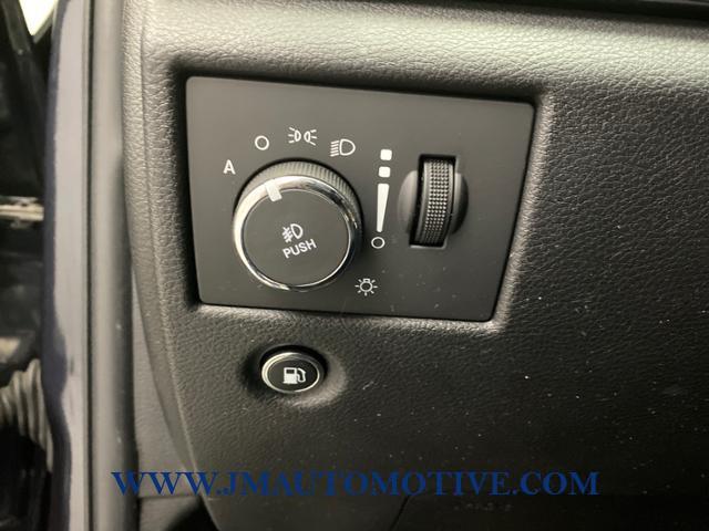 2016 Jeep Grand Cherokee 4WD 4dr Overland, available for sale in Naugatuck, Connecticut | J&M Automotive Sls&Svc LLC. Naugatuck, Connecticut 2016 Jeep Grand Cherokee 4WD 4dr Overland, available for sale in Naugatuck, Connecticut | J&M Automotive Sls&Svc LLC. Naugatuck, Connecticut