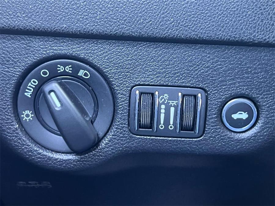 2021 Dodge Charger SXT, available for sale in Wantagh, New York | Wantagh Certified. Wantagh, New York 2021 Dodge Charger SXT, available for sale in Wantagh, New York | Wantagh Certified. Wantagh, New York