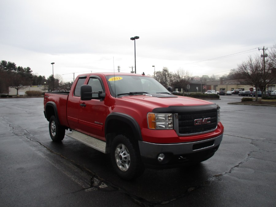 2011 GMC Sierra 2500HD 4WD Ext Cab 158.2" SLE, available for sale in New Britain, Connecticut | Universal Motors LLC. New Britain, Connecticut 2011 GMC Sierra 2500HD 4WD Ext Cab 158.2" SLE, available for sale in New Britain, Connecticut | Universal Motors LLC. New Britain, Connecticut