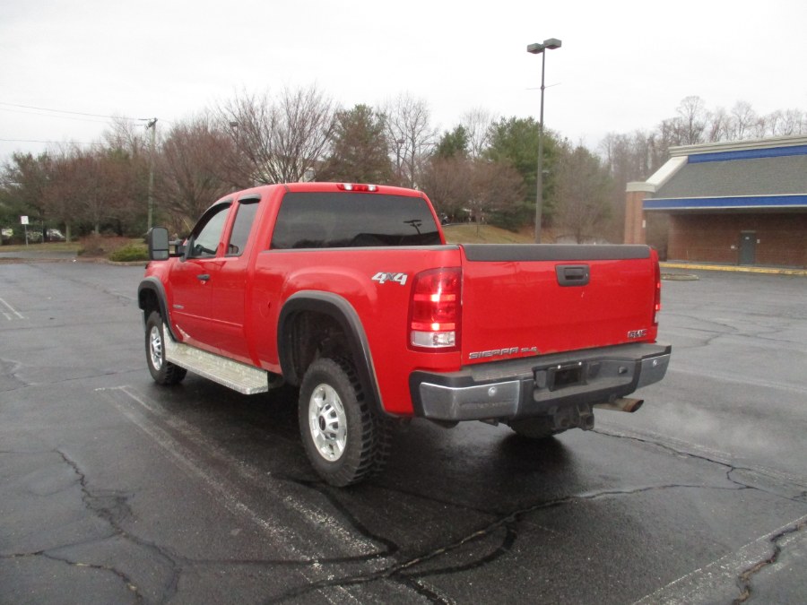 2011 GMC Sierra 2500HD 4WD Ext Cab 158.2" SLE, available for sale in New Britain, Connecticut | Universal Motors LLC. New Britain, Connecticut 2011 GMC Sierra 2500HD 4WD Ext Cab 158.2" SLE, available for sale in New Britain, Connecticut | Universal Motors LLC. New Britain, Connecticut