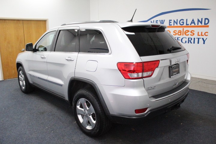 2013 Jeep Grand Cherokee 4WD 4dr Limited, available for sale in Plainville, Connecticut | New England Auto Sales LLC. Plainville, Connecticut 2013 Jeep Grand Cherokee 4WD 4dr Limited, available for sale in Plainville, Connecticut | New England Auto Sales LLC. Plainville, Connecticut