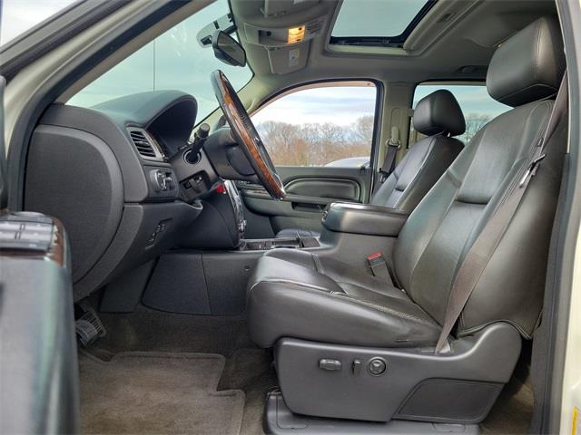 2013 GMC Sierra 1500 Denali, available for sale in Stratford, Connecticut | Wiz Leasing Inc. Stratford, Connecticut 2013 GMC Sierra 1500 Denali, available for sale in Stratford, Connecticut | Wiz Leasing Inc. Stratford, Connecticut