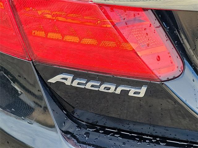 2015 Honda Accord EX-L, available for sale in Stratford, Connecticut | Wiz Leasing Inc. Stratford, Connecticut 2015 Honda Accord EX-L, available for sale in Stratford, Connecticut | Wiz Leasing Inc. Stratford, Connecticut