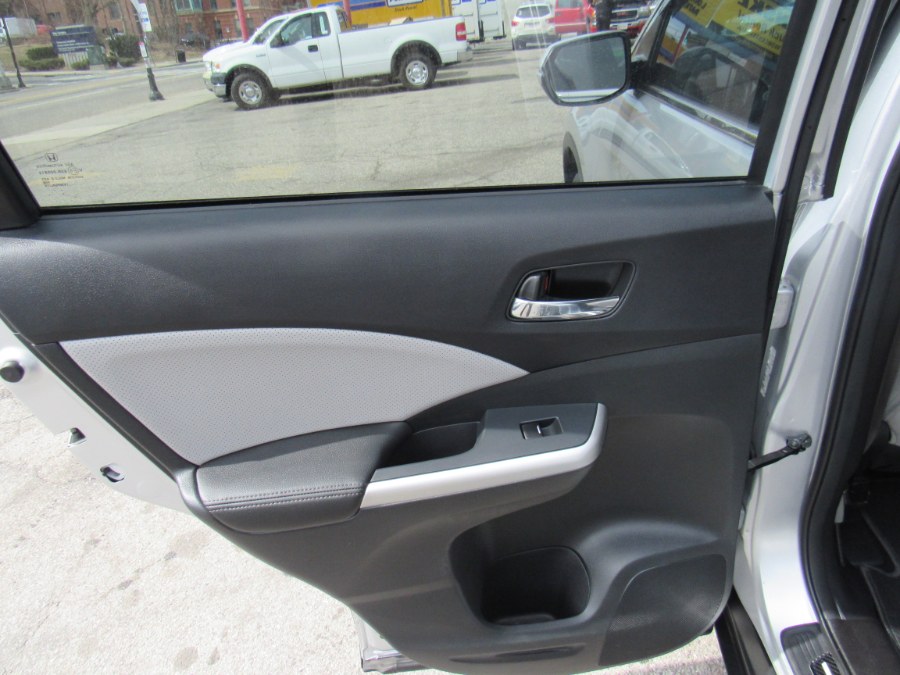 2016 Honda CR-V Touring, available for sale in Worcester, Massachusetts | Hilario's Auto Sales Inc.. Worcester, Massachusetts 2016 Honda CR-V Touring, available for sale in Worcester, Massachusetts | Hilario's Auto Sales Inc.. Worcester, Massachusetts