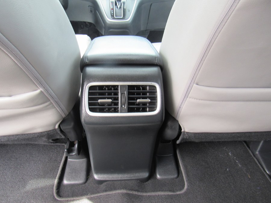 2016 Honda CR-V Touring, available for sale in Worcester, Massachusetts | Hilario's Auto Sales Inc.. Worcester, Massachusetts 2016 Honda CR-V Touring, available for sale in Worcester, Massachusetts | Hilario's Auto Sales Inc.. Worcester, Massachusetts