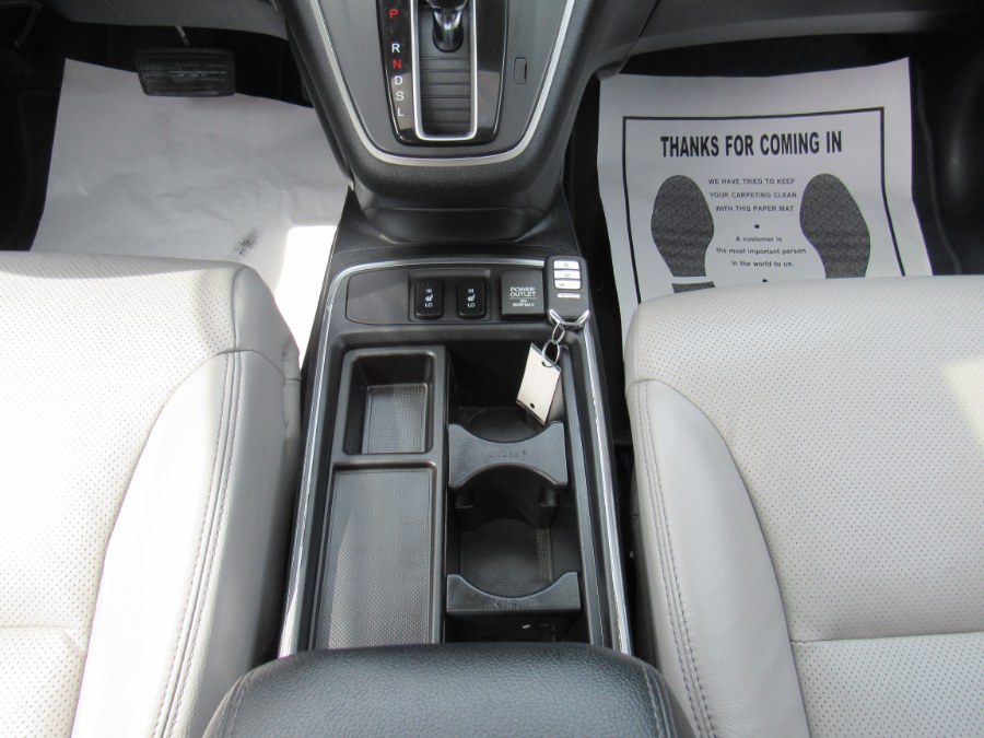 2016 Honda CR-V Touring, available for sale in Worcester, Massachusetts | Hilario's Auto Sales Inc.. Worcester, Massachusetts 2016 Honda CR-V Touring, available for sale in Worcester, Massachusetts | Hilario's Auto Sales Inc.. Worcester, Massachusetts
