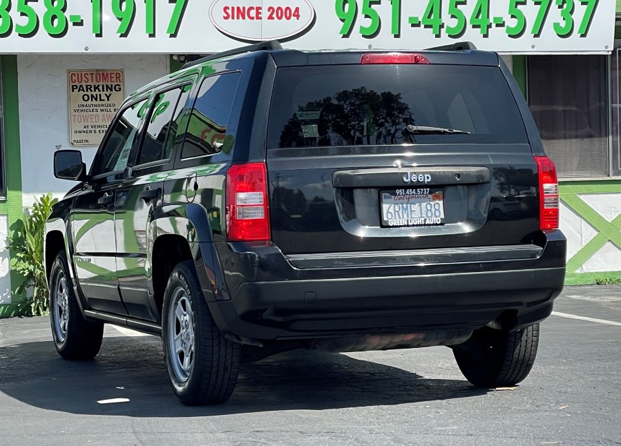 2011 Jeep Patriot FWD 4dr Sport, available for sale in Corona, California | Green Light Auto. Corona, California 2011 Jeep Patriot FWD 4dr Sport, available for sale in Corona, California | Green Light Auto. Corona, California