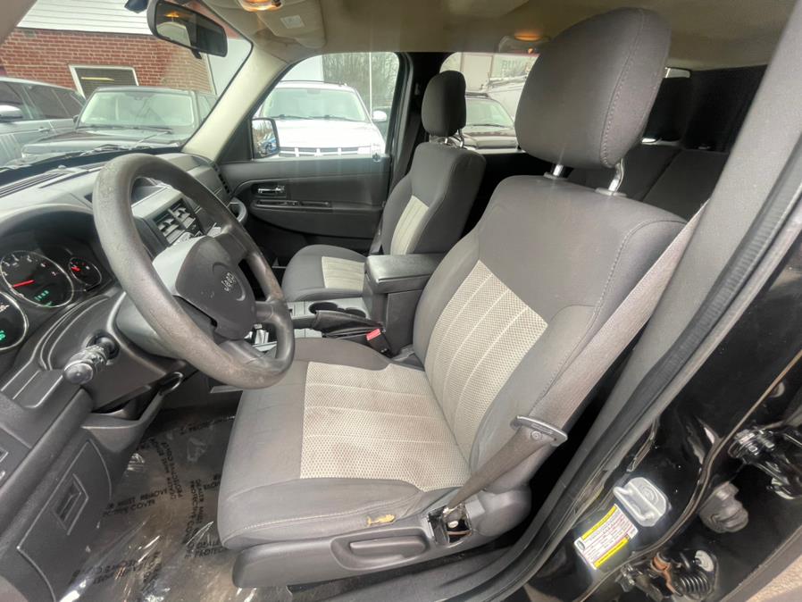2010 Jeep Liberty 4WD 4dr Sport, available for sale in East Windsor, Connecticut | Toro Auto. East Windsor, Connecticut 2010 Jeep Liberty 4WD 4dr Sport, available for sale in East Windsor, Connecticut | Toro Auto. East Windsor, Connecticut