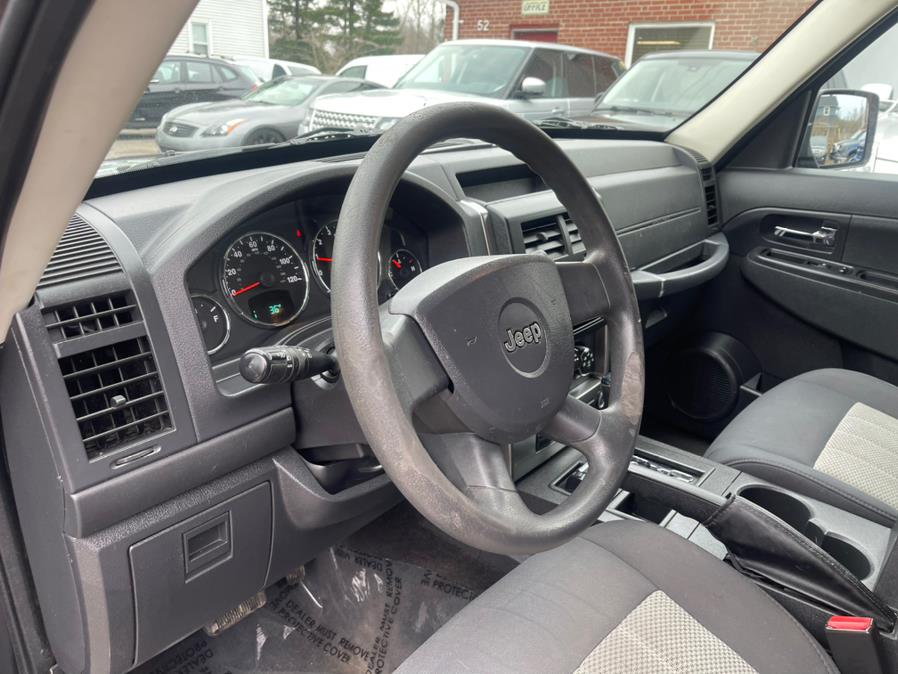 2010 Jeep Liberty 4WD 4dr Sport, available for sale in East Windsor, Connecticut | Toro Auto. East Windsor, Connecticut 2010 Jeep Liberty 4WD 4dr Sport, available for sale in East Windsor, Connecticut | Toro Auto. East Windsor, Connecticut