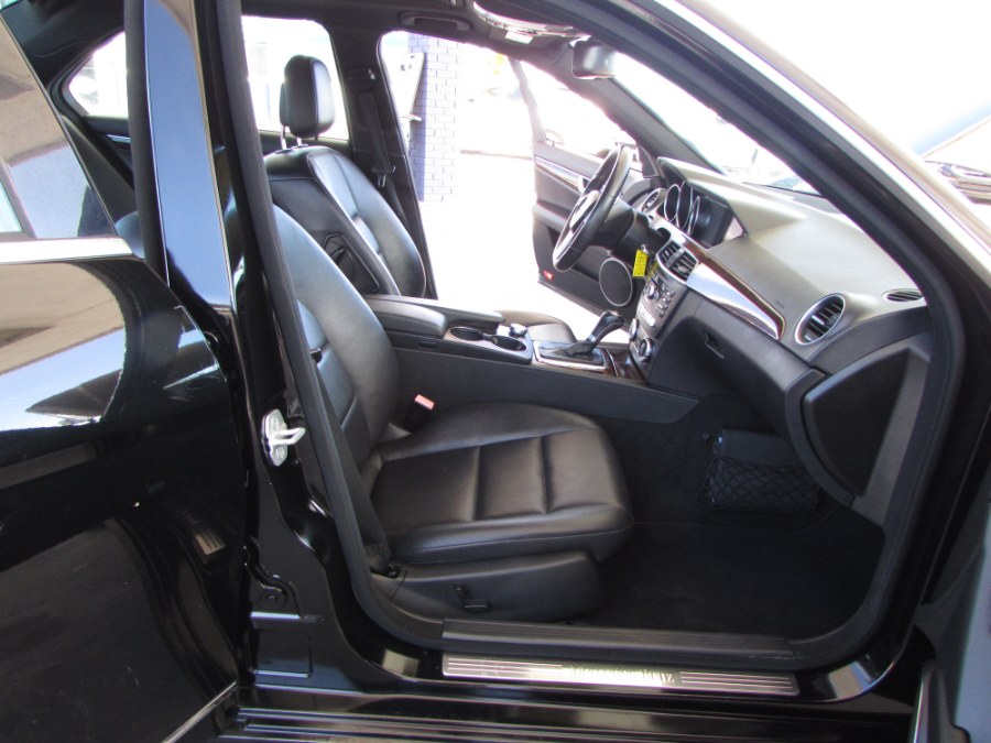 2014 Mercedes-Benz C-Class 4dr Sdn C 250 Sport RWD, available for sale in Orlando, Florida | VIP Auto Enterprise, Inc. Orlando, Florida 2014 Mercedes-Benz C-Class 4dr Sdn C 250 Sport RWD, available for sale in Orlando, Florida | VIP Auto Enterprise, Inc. Orlando, Florida