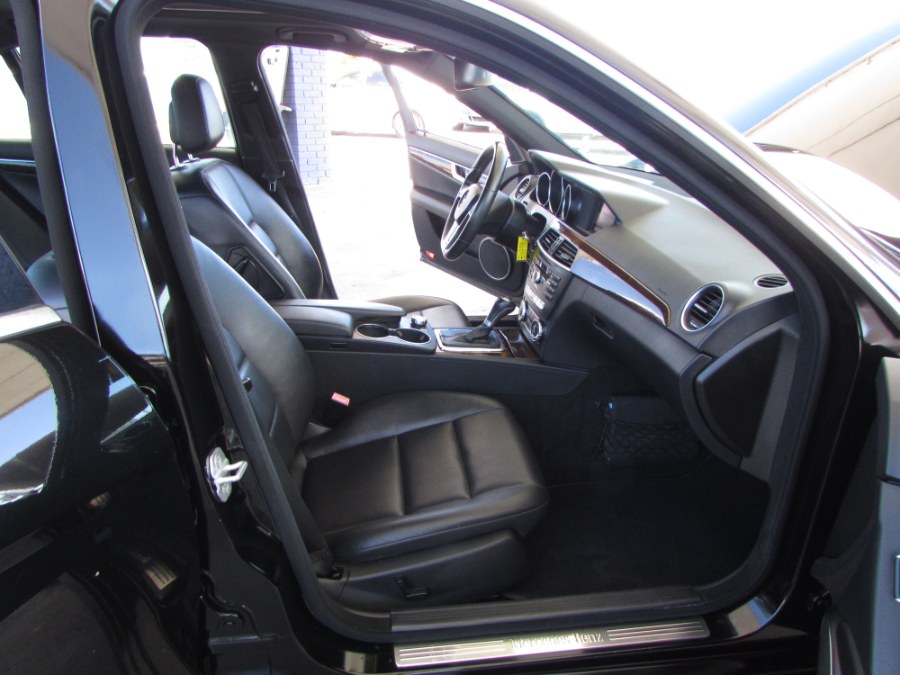 2014 Mercedes-Benz C-Class 4dr Sdn C 250 Sport RWD, available for sale in Orlando, Florida | VIP Auto Enterprise, Inc. Orlando, Florida 2014 Mercedes-Benz C-Class 4dr Sdn C 250 Sport RWD, available for sale in Orlando, Florida | VIP Auto Enterprise, Inc. Orlando, Florida