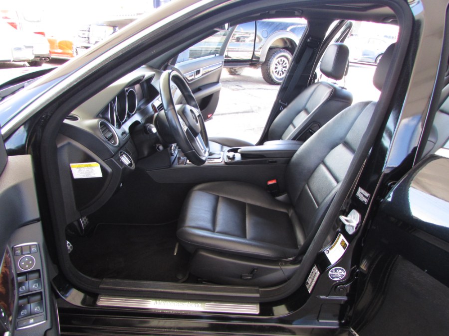 2014 Mercedes-Benz C-Class 4dr Sdn C 250 Sport RWD, available for sale in Orlando, Florida | VIP Auto Enterprise, Inc. Orlando, Florida 2014 Mercedes-Benz C-Class 4dr Sdn C 250 Sport RWD, available for sale in Orlando, Florida | VIP Auto Enterprise, Inc. Orlando, Florida