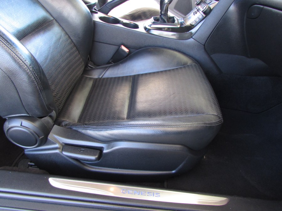 2013 Hyundai Genesis Coupe 2dr V6 3.8L Auto Grand Touring w/Blk Lth, available for sale in Orlando, Florida | VIP Auto Enterprise, Inc. Orlando, Florida 2013 Hyundai Genesis Coupe 2dr V6 3.8L Auto Grand Touring w/Blk Lth, available for sale in Orlando, Florida | VIP Auto Enterprise, Inc. Orlando, Florida