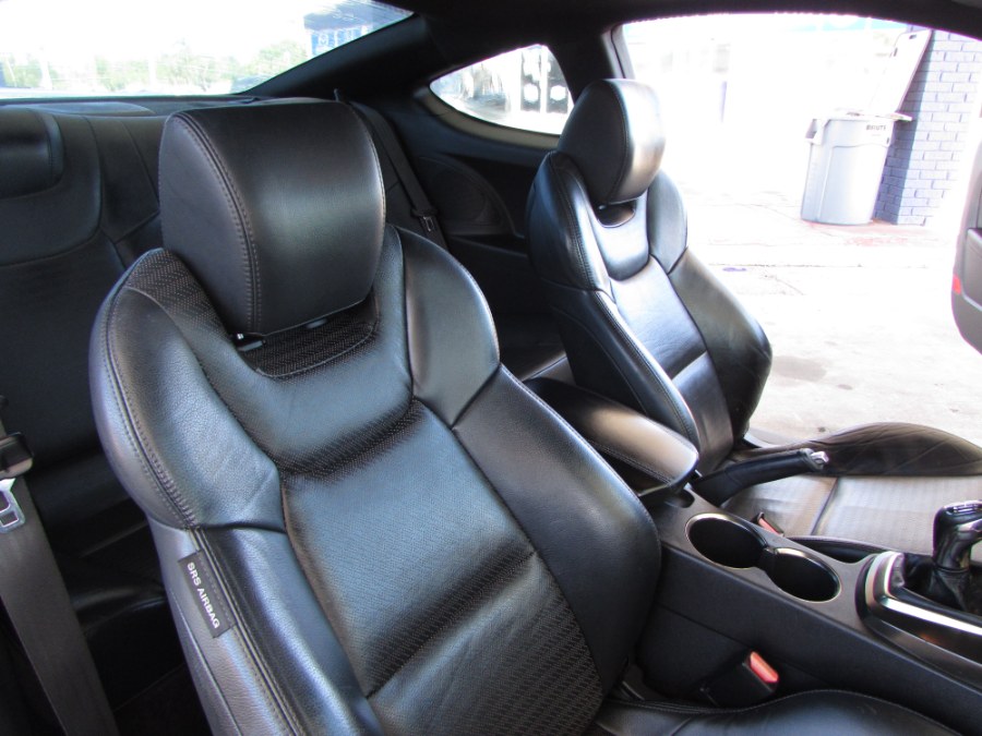 2013 Hyundai Genesis Coupe 2dr V6 3.8L Auto Grand Touring w/Blk Lth, available for sale in Orlando, Florida | VIP Auto Enterprise, Inc. Orlando, Florida 2013 Hyundai Genesis Coupe 2dr V6 3.8L Auto Grand Touring w/Blk Lth, available for sale in Orlando, Florida | VIP Auto Enterprise, Inc. Orlando, Florida