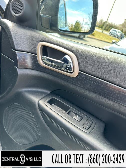 2014 Jeep Grand Cherokee 4WD 4dr Laredo, available for sale in East Windsor, Connecticut | Central A/S LLC. East Windsor, Connecticut 2014 Jeep Grand Cherokee 4WD 4dr Laredo, available for sale in East Windsor, Connecticut | Central A/S LLC. East Windsor, Connecticut