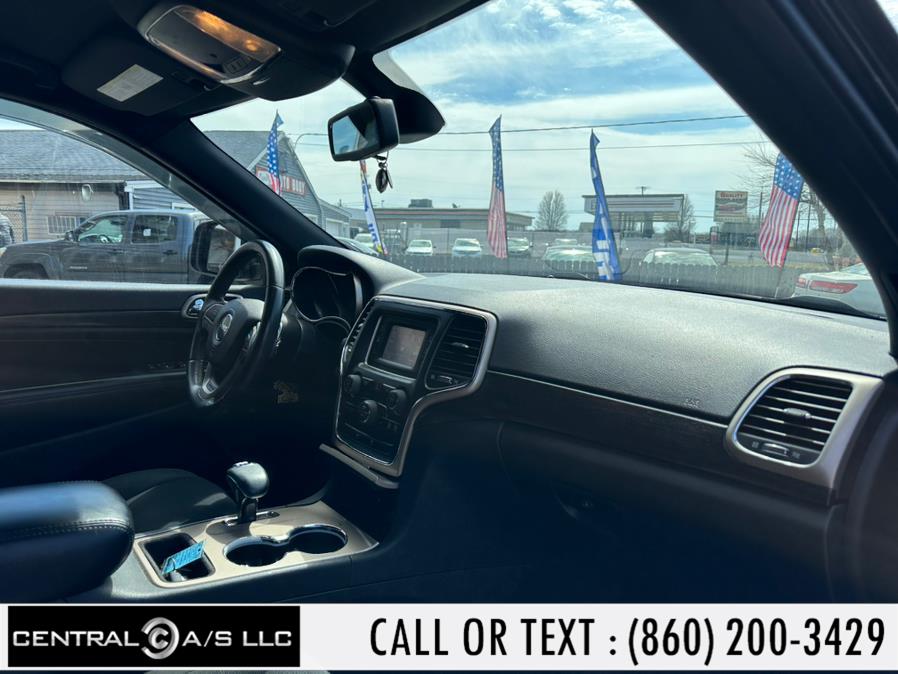 2014 Jeep Grand Cherokee 4WD 4dr Laredo, available for sale in East Windsor, Connecticut | Central A/S LLC. East Windsor, Connecticut 2014 Jeep Grand Cherokee 4WD 4dr Laredo, available for sale in East Windsor, Connecticut | Central A/S LLC. East Windsor, Connecticut