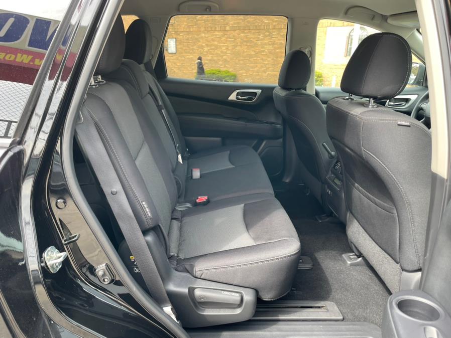 2019 Nissan Pathfinder 4x4 S, available for sale in Brooklyn, New York | Worlds Best Auto Inc. Brooklyn, New York 2019 Nissan Pathfinder 4x4 S, available for sale in Brooklyn, New York | Worlds Best Auto Inc. Brooklyn, New York