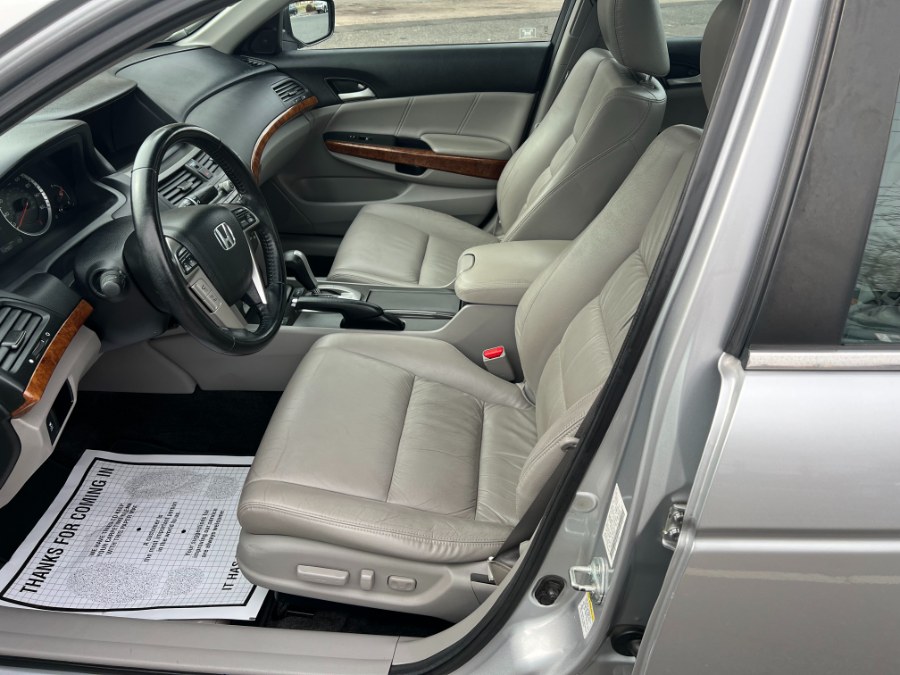 2011 Honda Accord Sedan 4dr V6 Auto EX-L w/Navi, available for sale in Hartford , Connecticut | Ledyard Auto Sale LLC. Hartford , Connecticut 2011 Honda Accord Sedan 4dr V6 Auto EX-L w/Navi, available for sale in Hartford , Connecticut | Ledyard Auto Sale LLC. Hartford , Connecticut