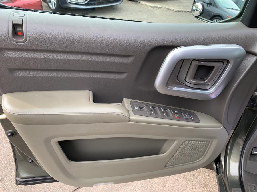 2006 Honda Ridgeline RTL AT, available for sale in Springfield, Massachusetts | Absolute Motors Inc. Springfield, Massachusetts 2006 Honda Ridgeline RTL AT, available for sale in Springfield, Massachusetts | Absolute Motors Inc. Springfield, Massachusetts