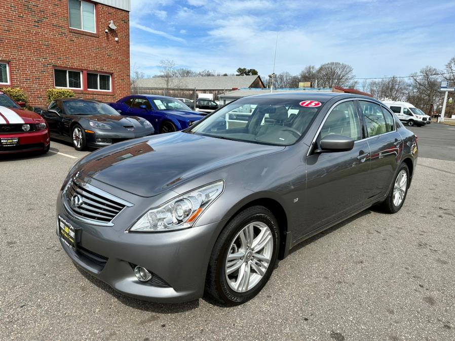 2015 Infiniti Q40 4dr Sdn AWD, available for sale in South Windsor, Connecticut | Mike And Tony Auto Sales, Inc. South Windsor, Connecticut