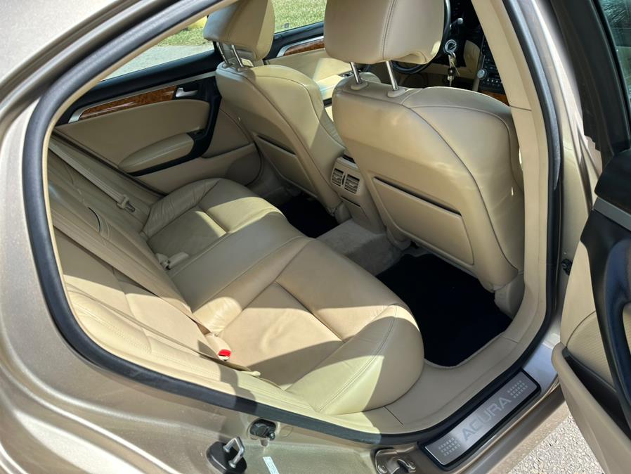 2006 Acura TL 4dr Sdn AT, available for sale in South Windsor, Connecticut | Mike And Tony Auto Sales, Inc. South Windsor, Connecticut 2006 Acura TL 4dr Sdn AT, available for sale in South Windsor, Connecticut | Mike And Tony Auto Sales, Inc. South Windsor, Connecticut