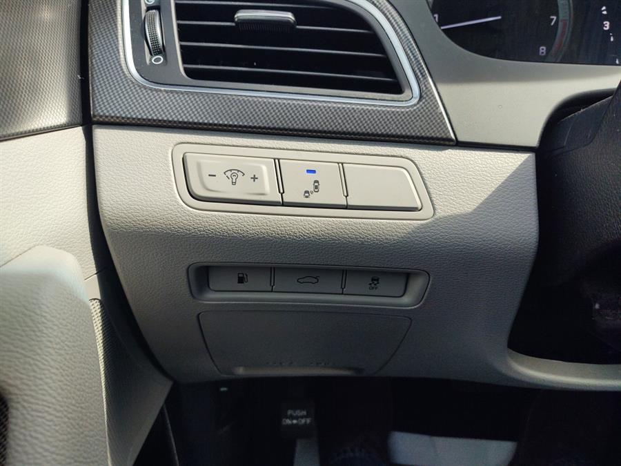 2016 Hyundai Sonata 4dr Sdn 2.4L Sport PZEV, available for sale in Wilton, Connecticut | Performance Motor Cars Of Connecticut LLC. Wilton, Connecticut 2016 Hyundai Sonata 4dr Sdn 2.4L Sport PZEV, available for sale in Wilton, Connecticut | Performance Motor Cars Of Connecticut LLC. Wilton, Connecticut