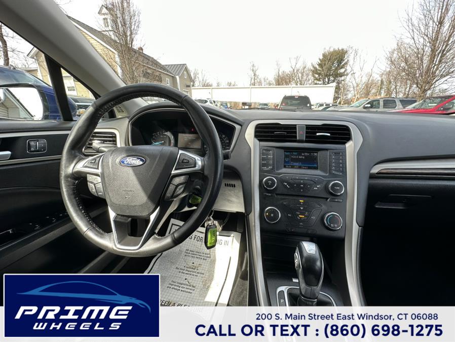 2013 Ford Fusion 4dr Sdn SE FWD, available for sale in East Windsor, Connecticut | Prime Wheels. East Windsor, Connecticut 2013 Ford Fusion 4dr Sdn SE FWD, available for sale in East Windsor, Connecticut | Prime Wheels. East Windsor, Connecticut