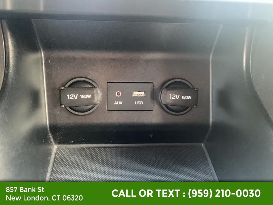 2020 Hyundai Elantra Limited IVT SULEV, available for sale in New London, Connecticut | McAvoy Inc dba Town Hill Auto. New London, Connecticut 2020 Hyundai Elantra Limited IVT SULEV, available for sale in New London, Connecticut | McAvoy Inc dba Town Hill Auto. New London, Connecticut