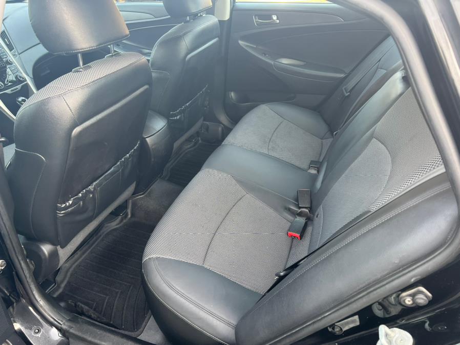 2011 Hyundai Sonata 4dr Sdn 2.4L Auto SE, available for sale in Berlin, Connecticut | Main Auto of Berlin. Berlin, Connecticut 2011 Hyundai Sonata 4dr Sdn 2.4L Auto SE, available for sale in Berlin, Connecticut | Main Auto of Berlin. Berlin, Connecticut
