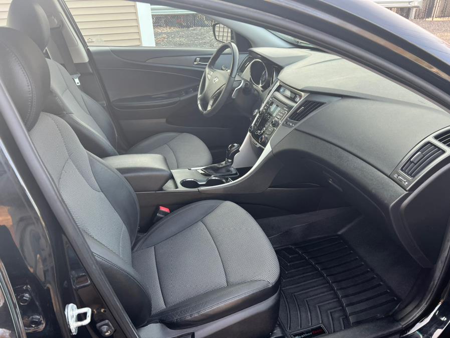2011 Hyundai Sonata 4dr Sdn 2.4L Auto SE, available for sale in Berlin, Connecticut | Main Auto of Berlin. Berlin, Connecticut 2011 Hyundai Sonata 4dr Sdn 2.4L Auto SE, available for sale in Berlin, Connecticut | Main Auto of Berlin. Berlin, Connecticut