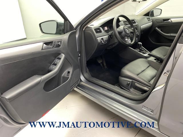 2013 Volkswagen Jetta 4dr Auto SE PZEV *Ltd Avail*, available for sale in Naugatuck, Connecticut | J&M Automotive Sls&Svc LLC. Naugatuck, Connecticut 2013 Volkswagen Jetta 4dr Auto SE PZEV *Ltd Avail*, available for sale in Naugatuck, Connecticut | J&M Automotive Sls&Svc LLC. Naugatuck, Connecticut