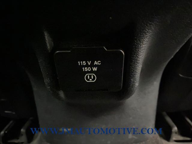 2016 Jeep Cherokee 4WD 4dr Trailhawk, available for sale in Naugatuck, Connecticut | J&M Automotive Sls&Svc LLC. Naugatuck, Connecticut 2016 Jeep Cherokee 4WD 4dr Trailhawk, available for sale in Naugatuck, Connecticut | J&M Automotive Sls&Svc LLC. Naugatuck, Connecticut