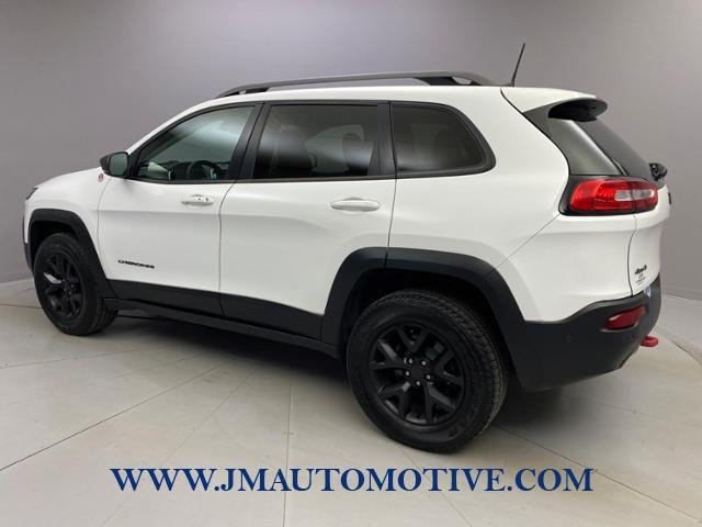 2016 Jeep Cherokee 4WD 4dr Trailhawk, available for sale in Naugatuck, Connecticut | J&M Automotive Sls&Svc LLC. Naugatuck, Connecticut 2016 Jeep Cherokee 4WD 4dr Trailhawk, available for sale in Naugatuck, Connecticut | J&M Automotive Sls&Svc LLC. Naugatuck, Connecticut
