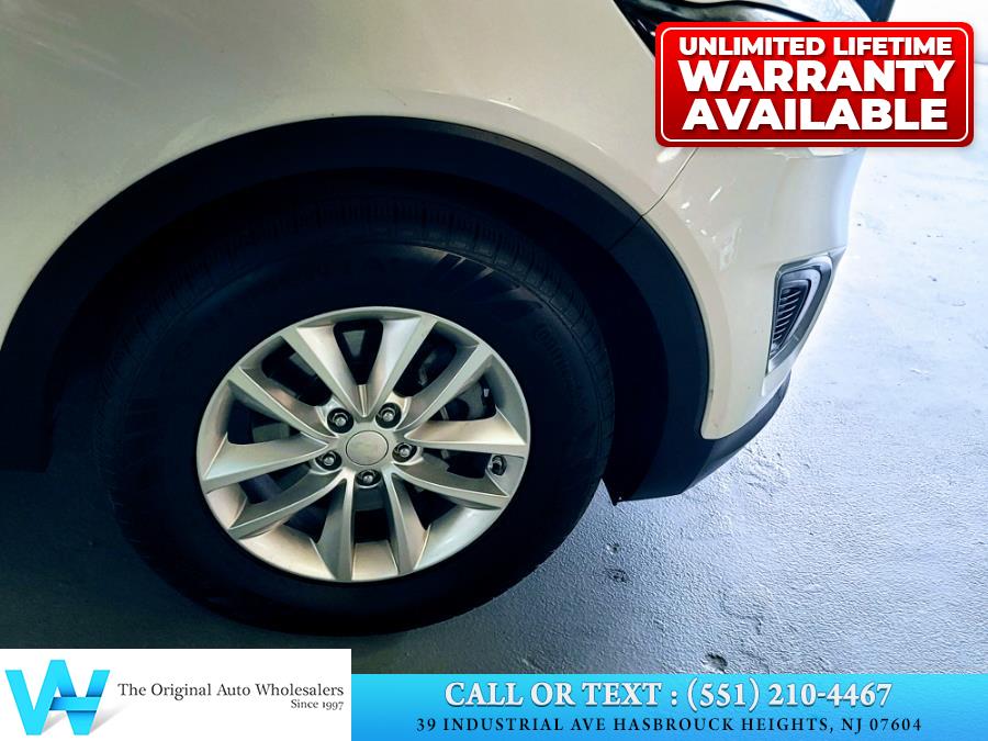 2016 Kia Sorento AWD 4dr 2.4L LX, available for sale in Hasbrouck Heights, New Jersey | AW Auto & Truck Wholesalers, Inc. Hasbrouck Heights, New Jersey 2016 Kia Sorento AWD 4dr 2.4L LX, available for sale in Hasbrouck Heights, New Jersey | AW Auto & Truck Wholesalers, Inc. Hasbrouck Heights, New Jersey