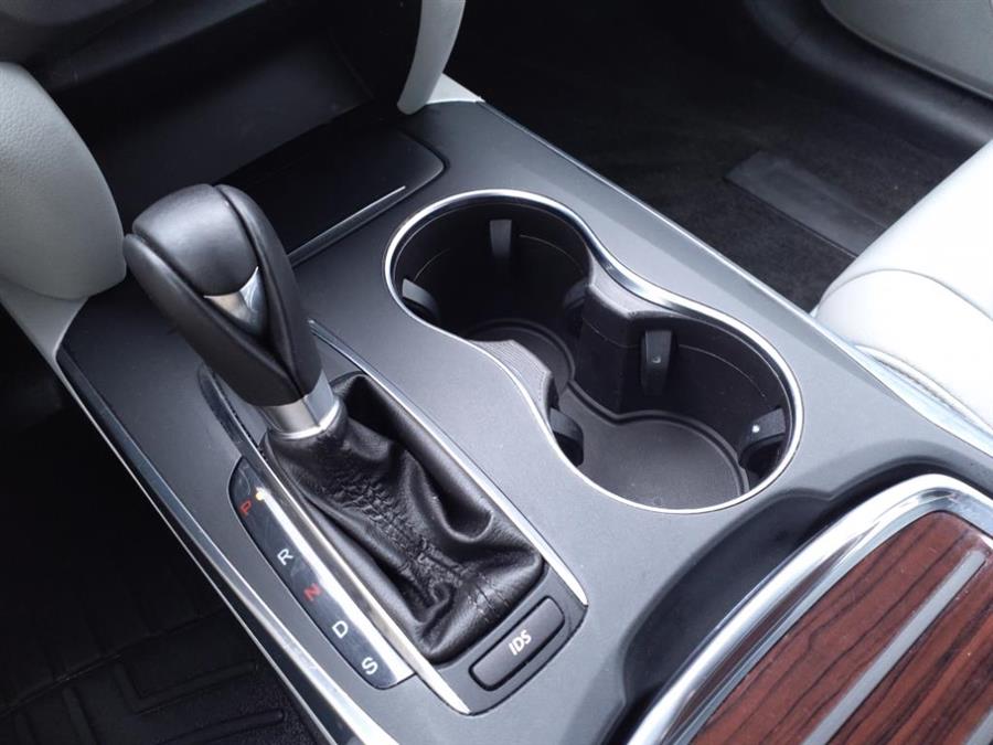 2015 Acura Mdx SH-AWD w/Tech, available for sale in Andover, Massachusetts | Autouse. Andover, Massachusetts 2015 Acura Mdx SH-AWD w/Tech, available for sale in Andover, Massachusetts | Autouse. Andover, Massachusetts