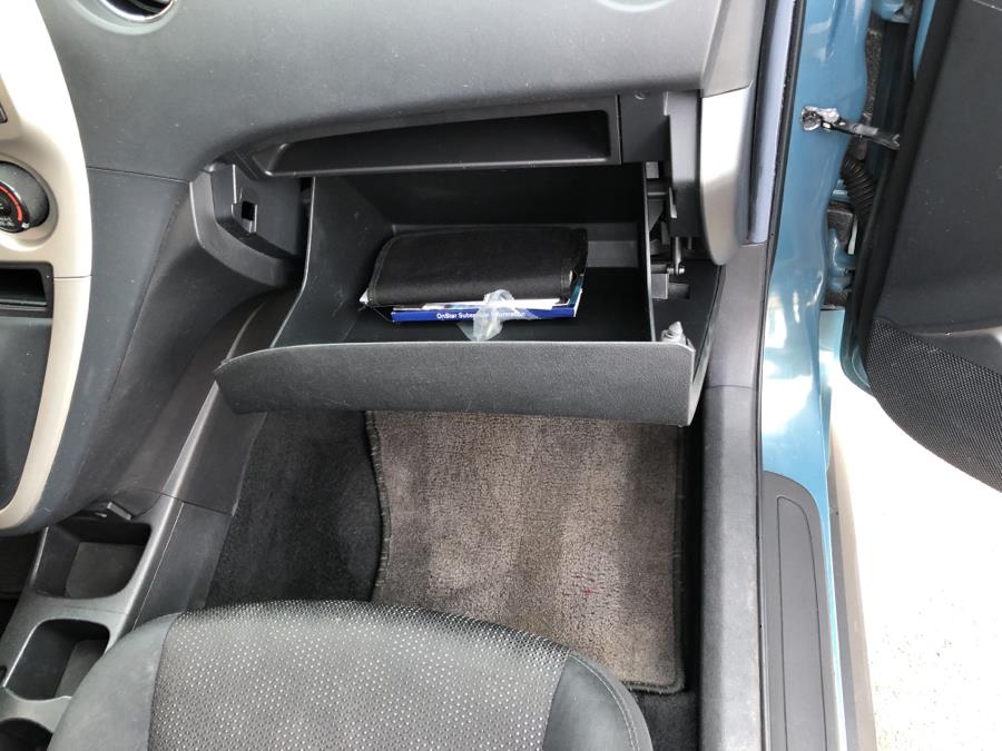 2009 Pontiac Vibe 4dr Hatchback AWD, available for sale in Waterbury, Connecticut | National Auto Brokers, Inc.. Waterbury, Connecticut 2009 Pontiac Vibe 4dr Hatchback AWD, available for sale in Waterbury, Connecticut | National Auto Brokers, Inc.. Waterbury, Connecticut
