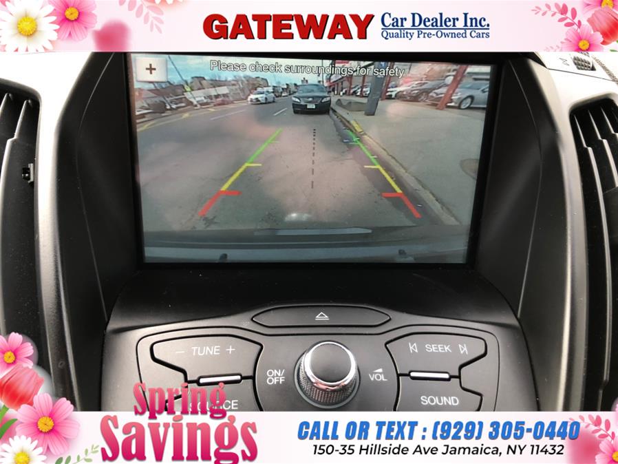2016 Ford Escape 4WD 4dr SE, available for sale in Jamaica, New York | Gateway Car Dealer Inc. Jamaica, New York 2016 Ford Escape 4WD 4dr SE, available for sale in Jamaica, New York | Gateway Car Dealer Inc. Jamaica, New York