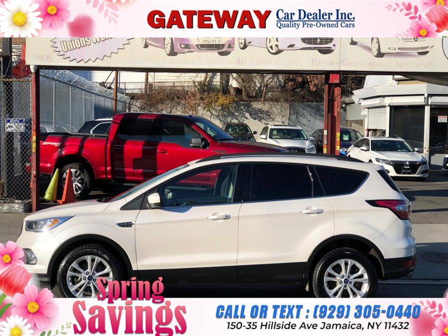 2017 Ford Escape SE 4WD, available for sale in Jamaica, New York | Gateway Car Dealer Inc. Jamaica, New York 2017 Ford Escape SE 4WD, available for sale in Jamaica, New York | Gateway Car Dealer Inc. Jamaica, New York