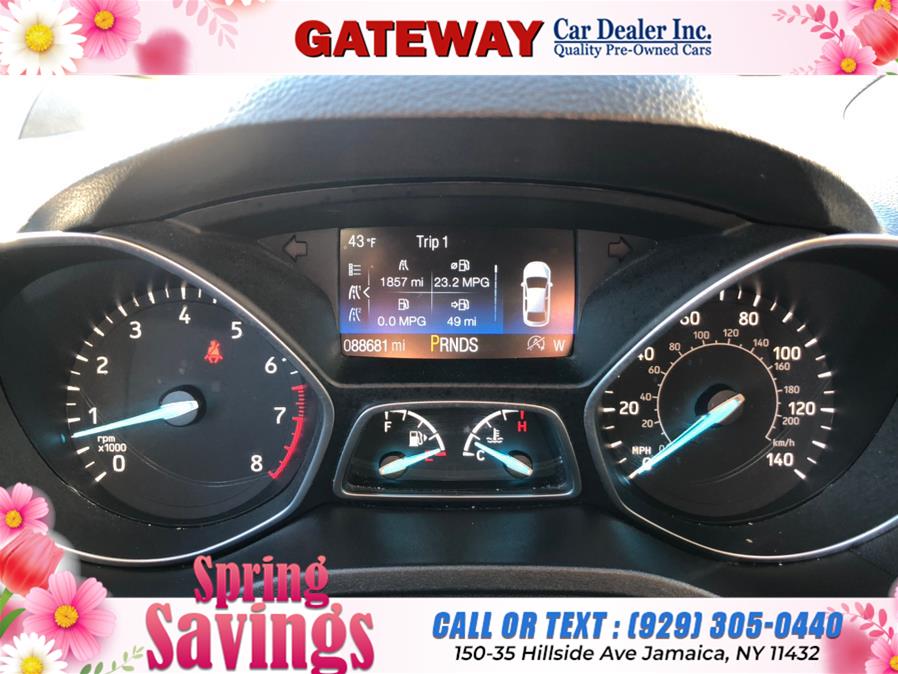 2017 Ford Escape SE 4WD, available for sale in Jamaica, New York | Gateway Car Dealer Inc. Jamaica, New York 2017 Ford Escape SE 4WD, available for sale in Jamaica, New York | Gateway Car Dealer Inc. Jamaica, New York