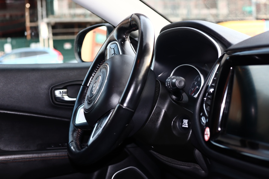 2020 Jeep Compass Limited 4x4, available for sale in Jamaica, New York | Hillside Auto Mall Inc.. Jamaica, New York 2020 Jeep Compass Limited 4x4, available for sale in Jamaica, New York | Hillside Auto Mall Inc.. Jamaica, New York