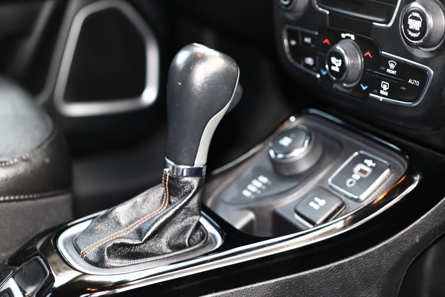 2020 Jeep Compass Limited 4x4, available for sale in Jamaica, New York | Hillside Auto Mall Inc.. Jamaica, New York 2020 Jeep Compass Limited 4x4, available for sale in Jamaica, New York | Hillside Auto Mall Inc.. Jamaica, New York