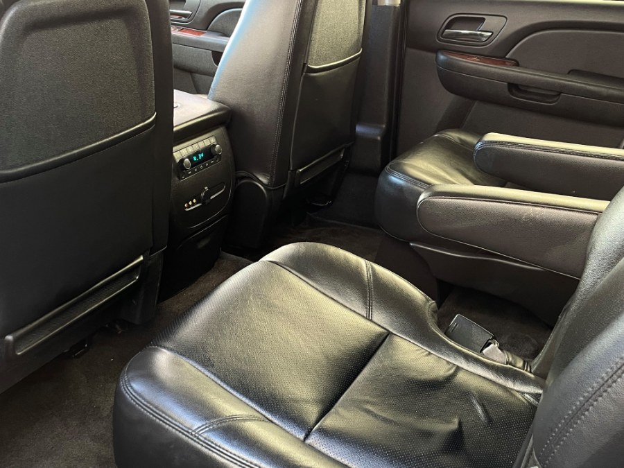 2011 Chevrolet Suburban 4WD 4dr 1500 LTZ, available for sale in Corona, California | Green Light Auto. Corona, California 2011 Chevrolet Suburban 4WD 4dr 1500 LTZ, available for sale in Corona, California | Green Light Auto. Corona, California